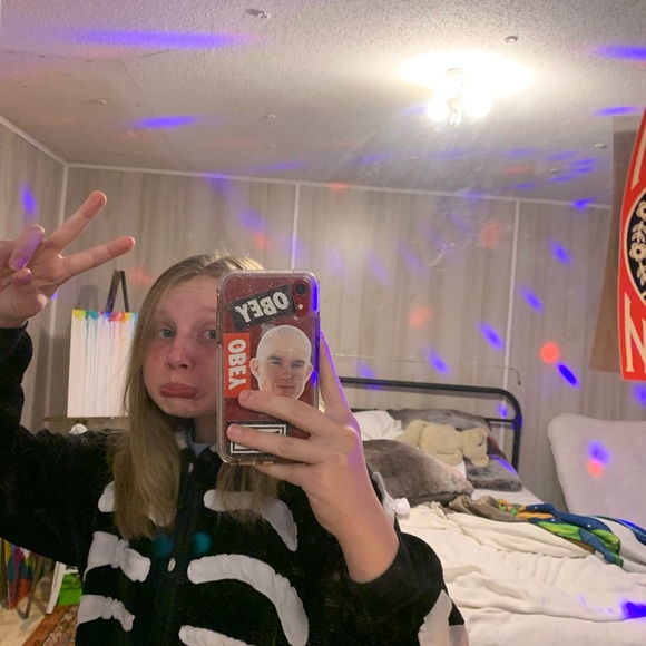 Meet your Posher, Lily - Picture 1 of 1